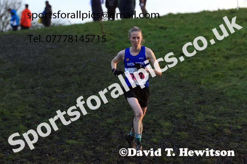 Senior womens 2023 North Eastern Cross Country Champs., Temple Park, South Shields. Photo: David T. Hewitson/Sports for All Pics